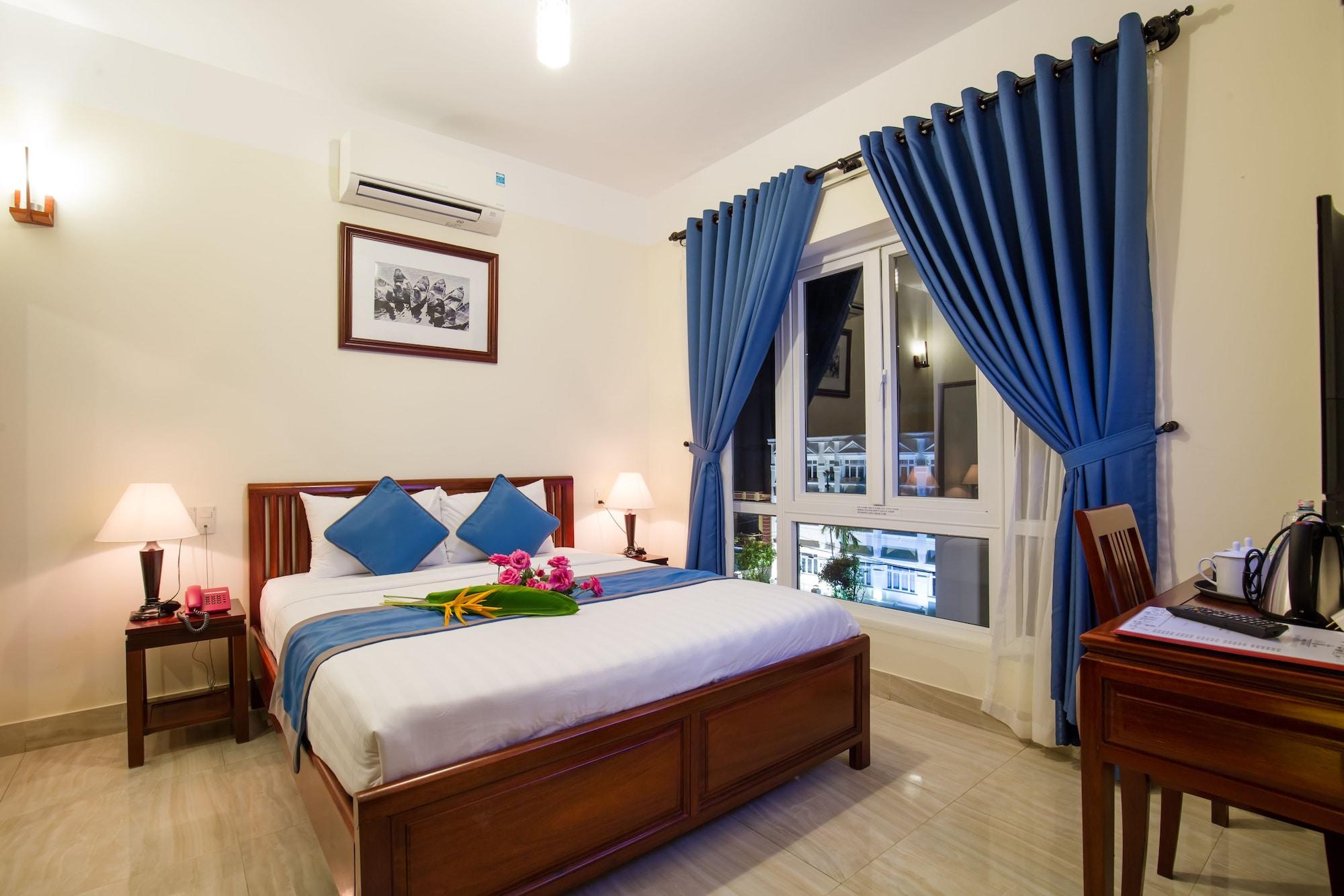 Prince Hotel Hoi An Bagian luar foto