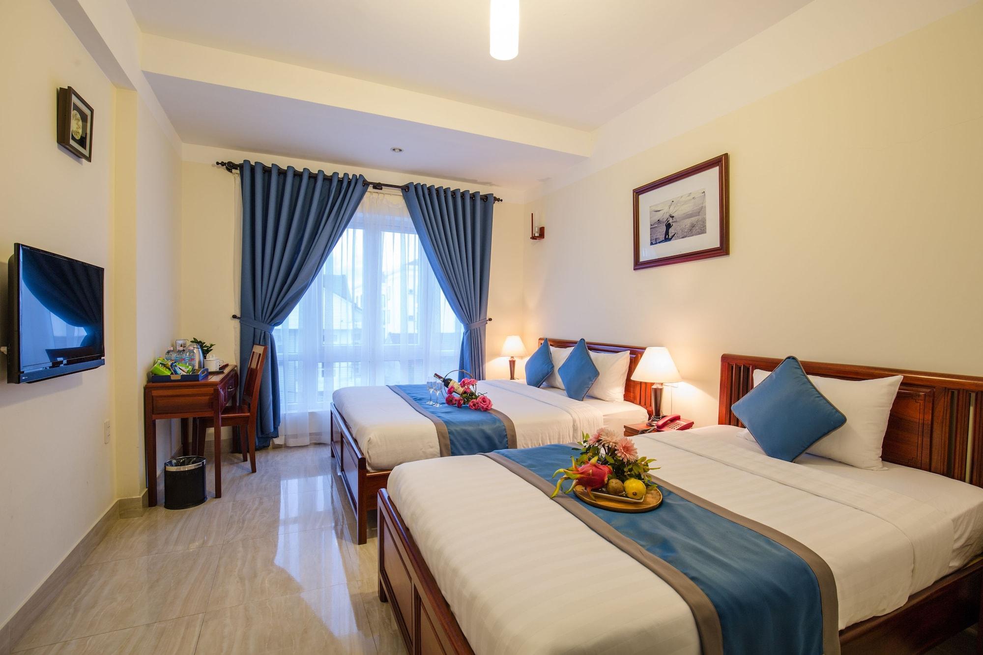 Prince Hotel Hoi An Bagian luar foto