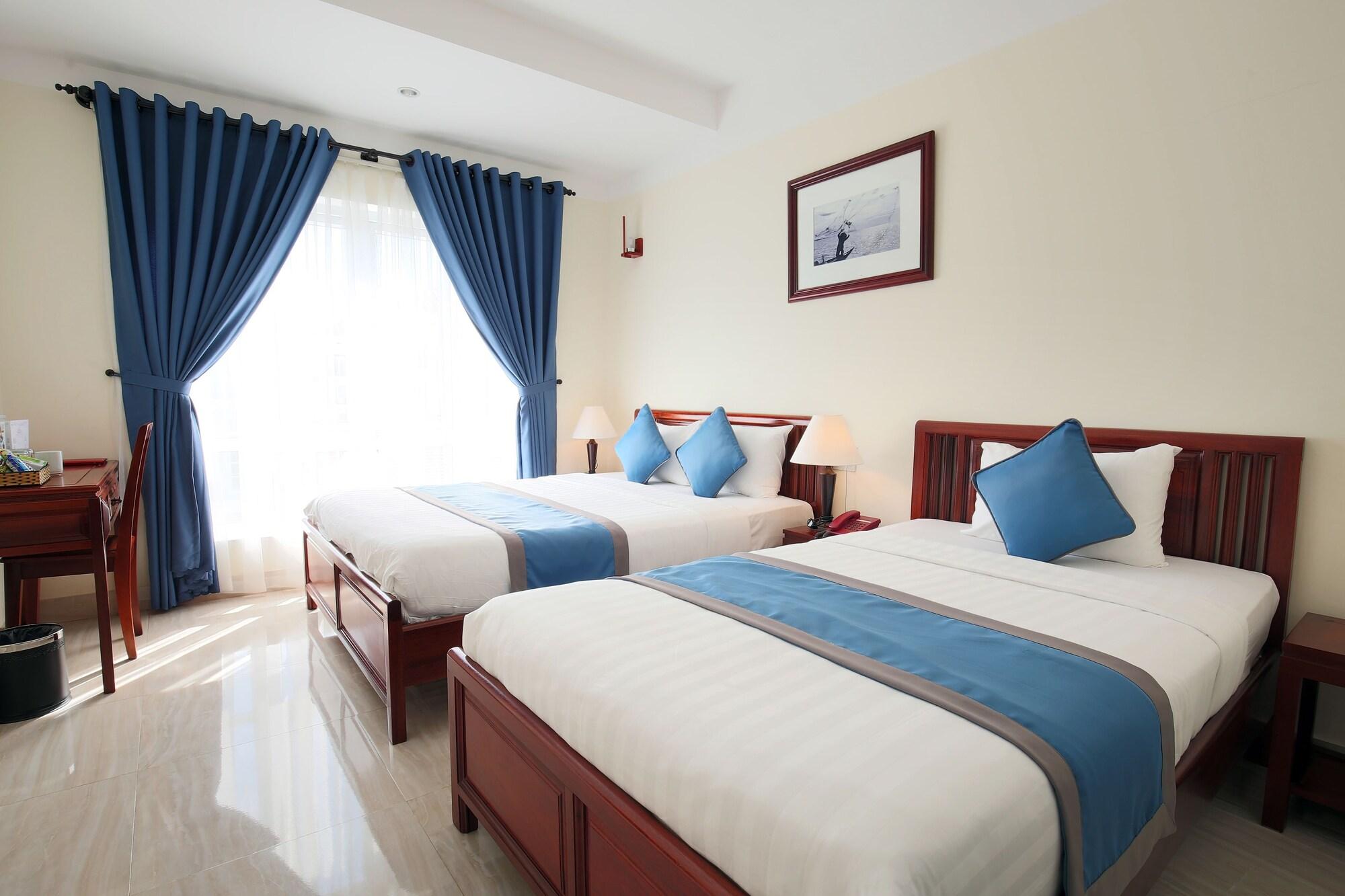 Prince Hotel Hoi An Bagian luar foto