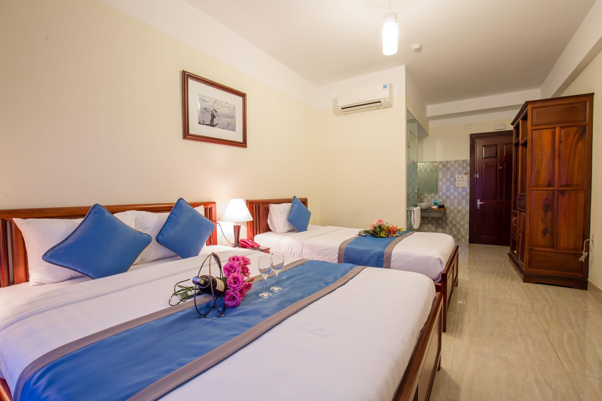 Prince Hotel Hoi An Bagian luar foto