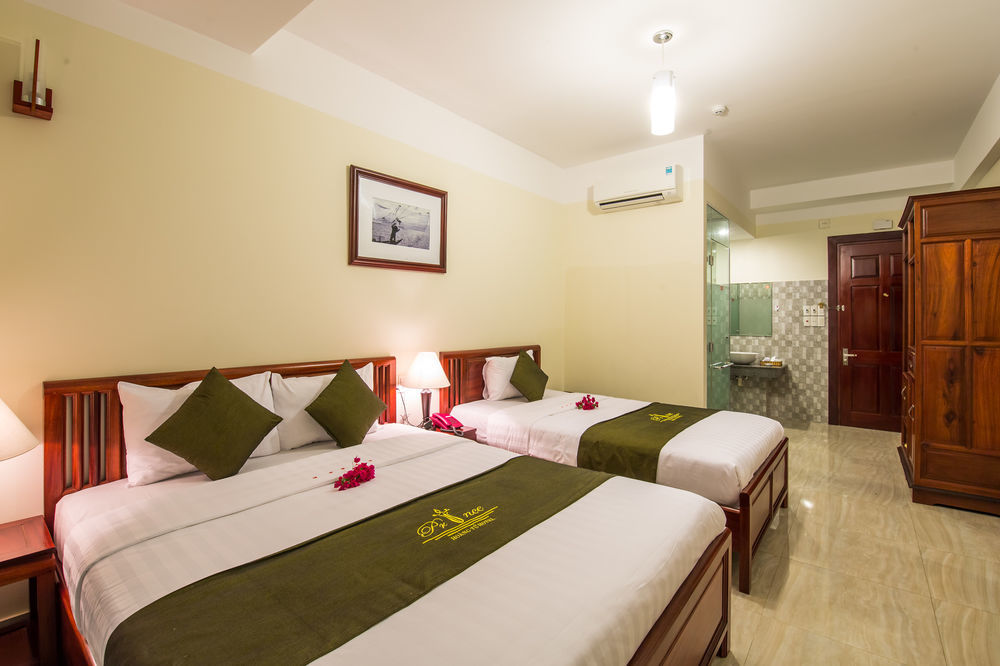 Prince Hotel Hoi An Bagian luar foto