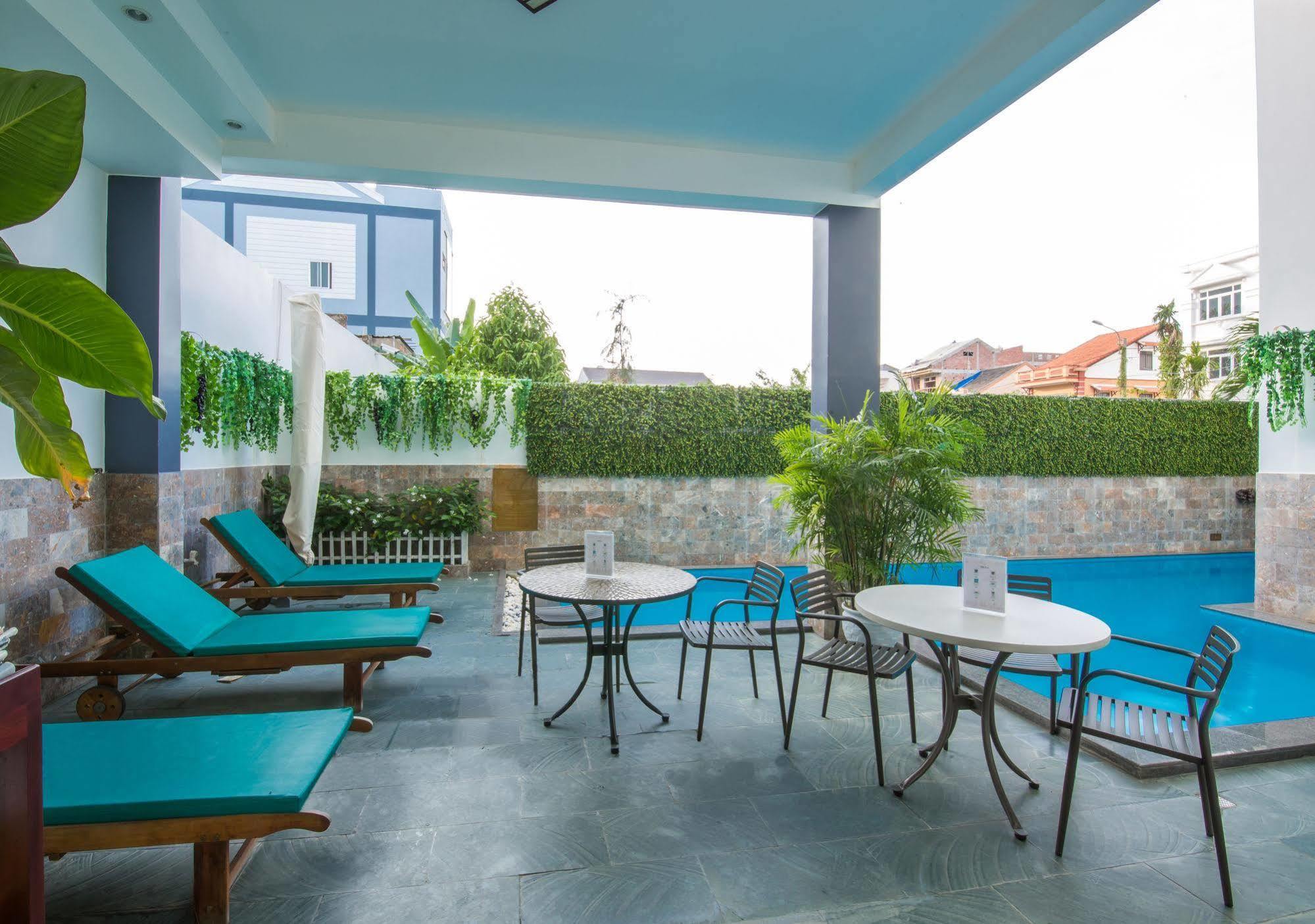 Prince Hotel Hoi An Bagian luar foto